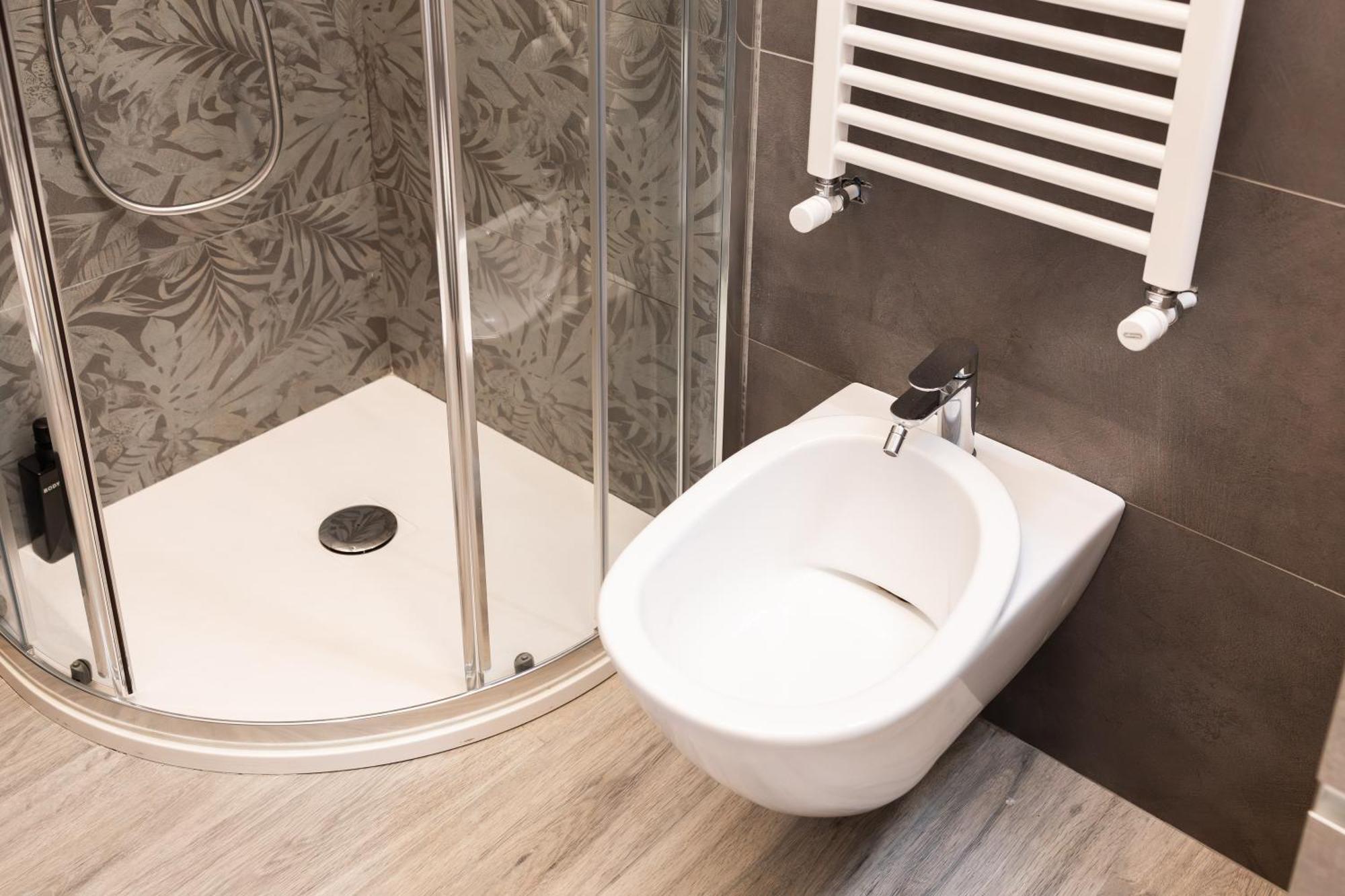 Dall'Arca Suites Bologna Station - Center - Fiera מראה חיצוני תמונה