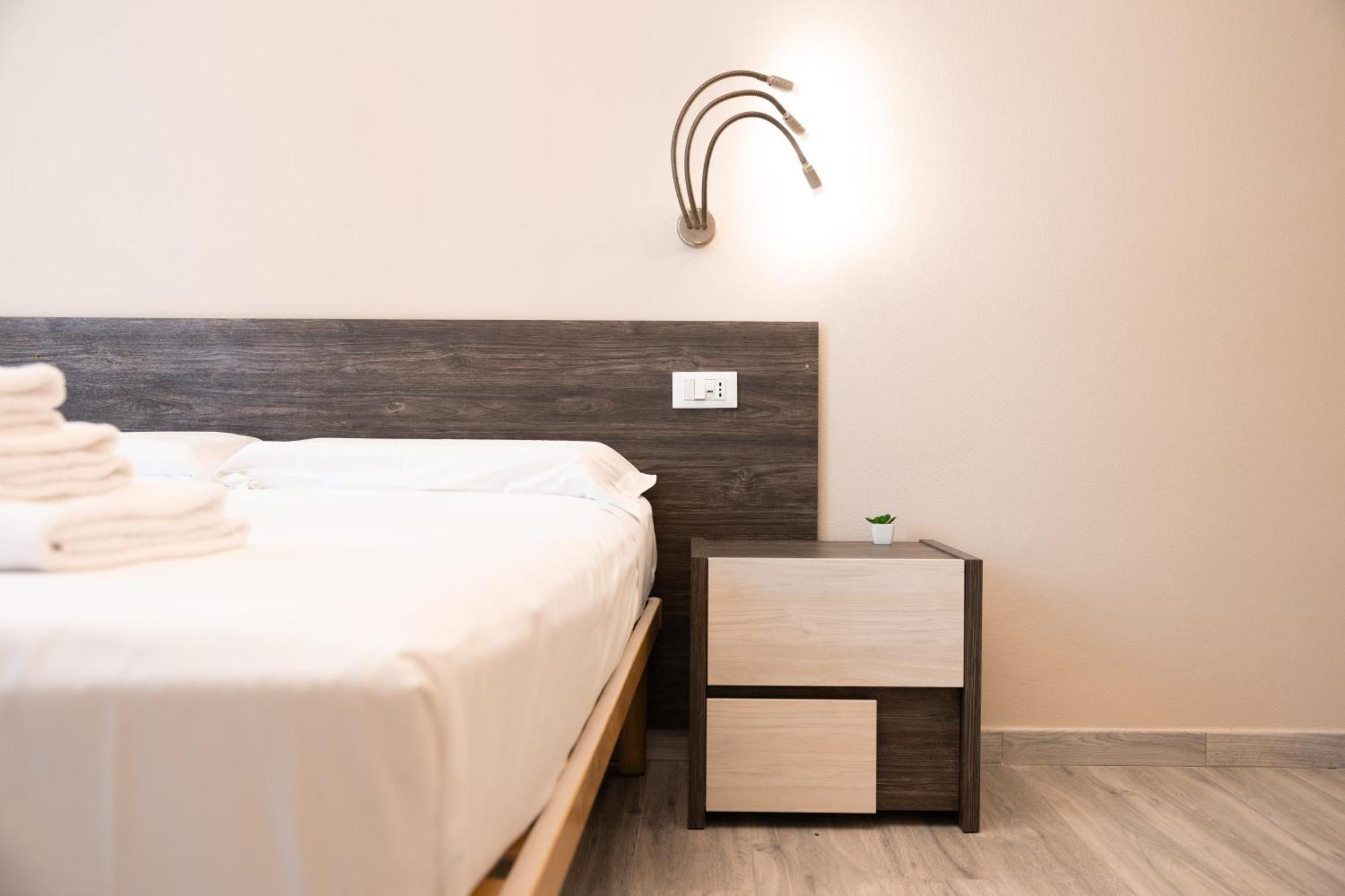 Dall'Arca Suites Bologna Station - Center - Fiera מראה חיצוני תמונה