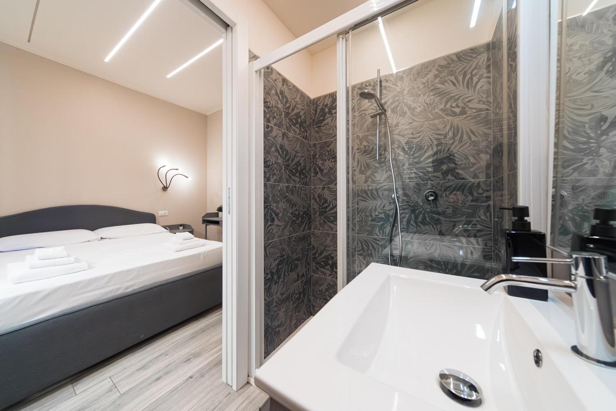 Dall'Arca Suites Bologna Station - Center - Fiera מראה חיצוני תמונה